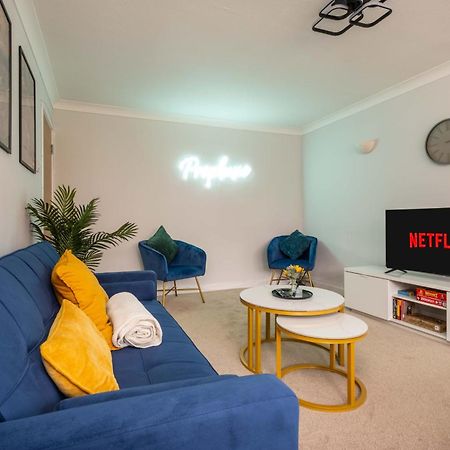 Stylish 2 Bedroom In Central Brighton Free Parking Near Beach And Train Station Kültér fotó